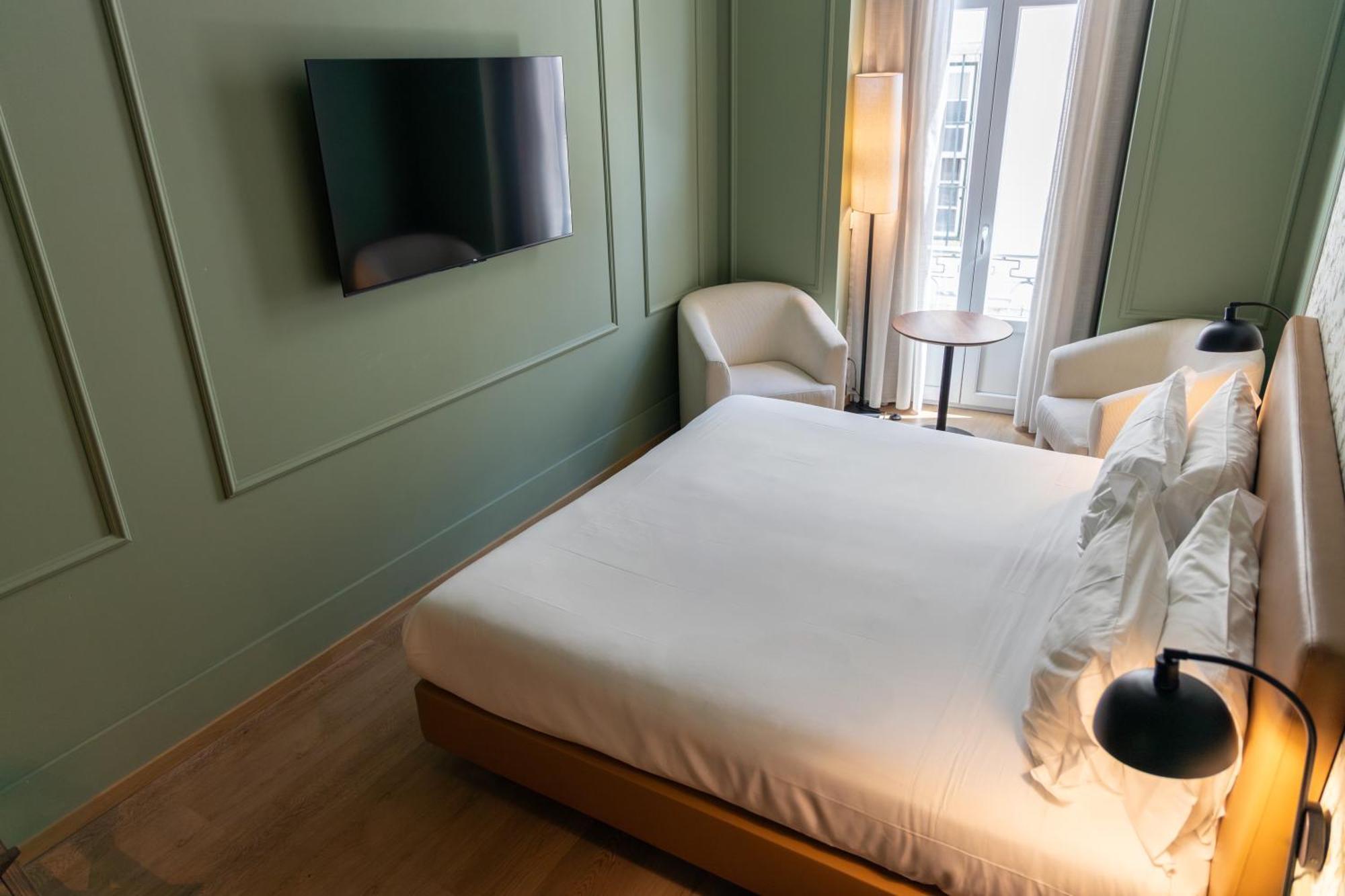 Carmo Hotel