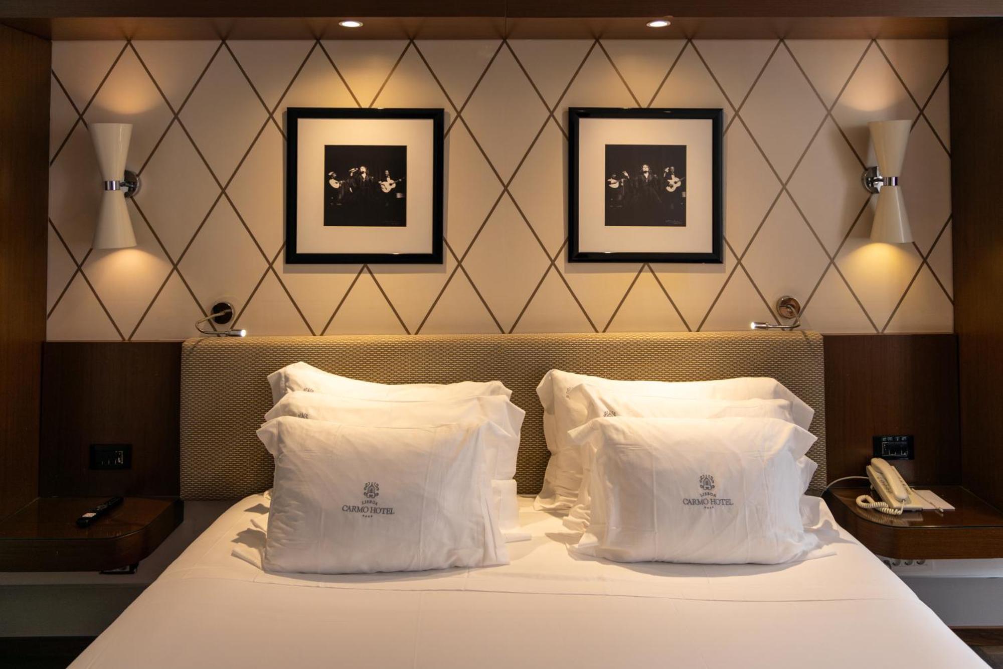 Hotel Carmo 4*