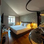 Lisboa Carmo Hotel