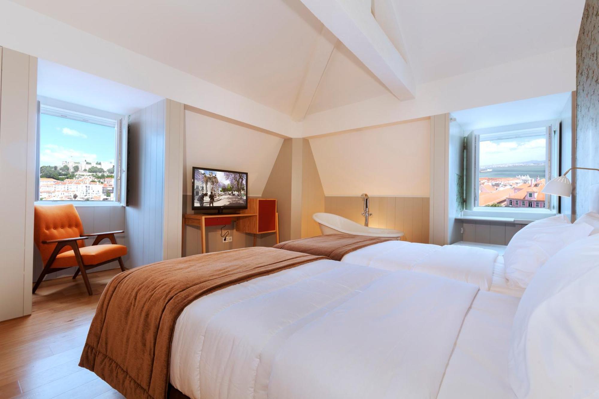 Carmo 4* Lisbon